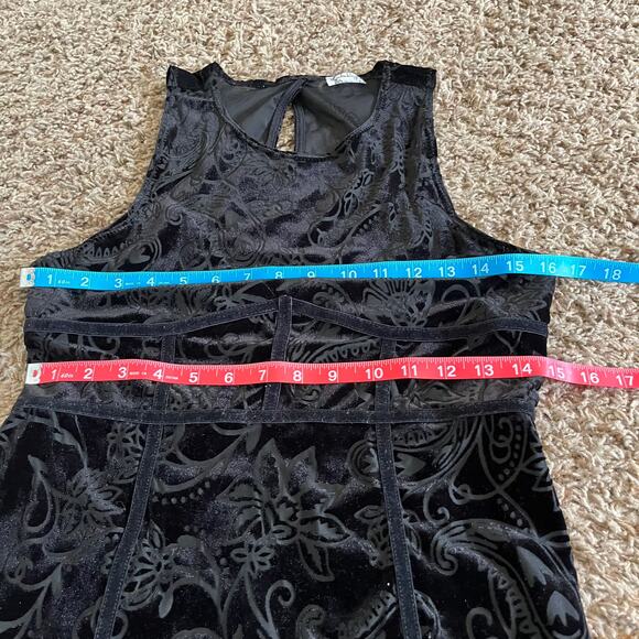 Free People Dress Women’s Size Large Black Velour Burn Out Babe Mini Sheath - Picture 4 of 7